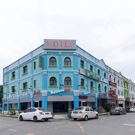 โรงแรมซูเรีย มะละกา Malacca ภายนอก รูปภาพ