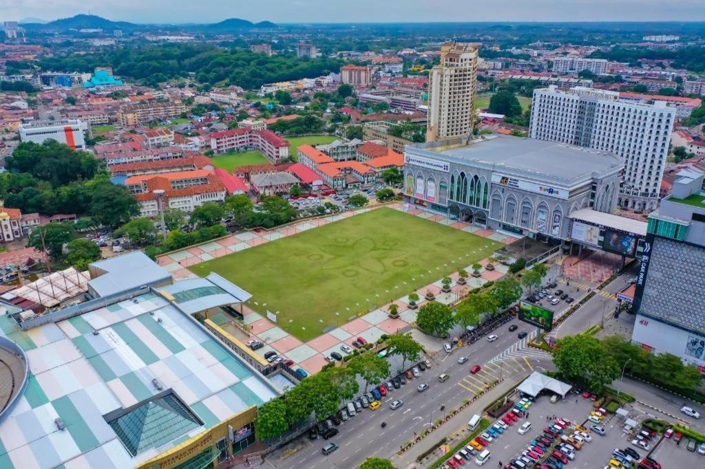 โรงแรมซูเรีย มะละกา Malacca ภายนอก รูปภาพ