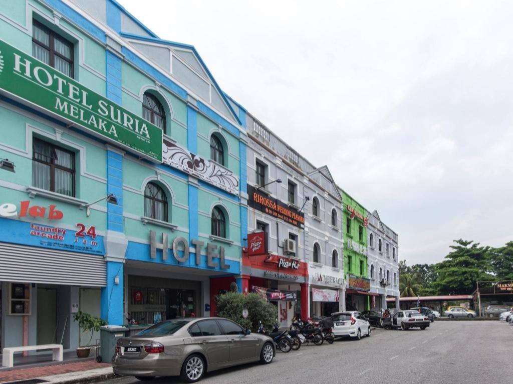 โรงแรมซูเรีย มะละกา Malacca ภายนอก รูปภาพ